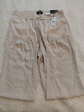Express Women's Beige Jogger Pants XS NWT